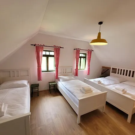 Vakantiehuis Roubenka Cesky Raj *